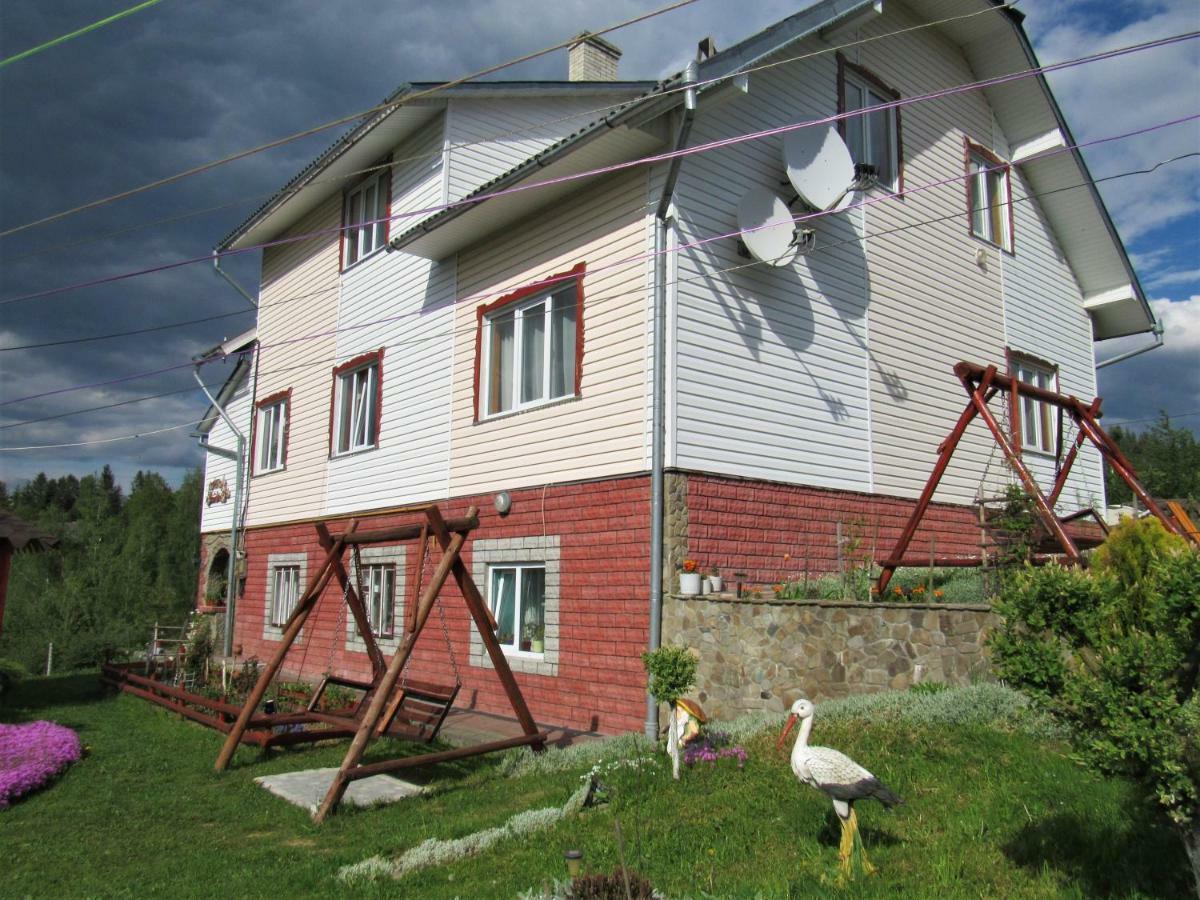 Відпочинок У Пронів Hotell Slavske Exteriör bild