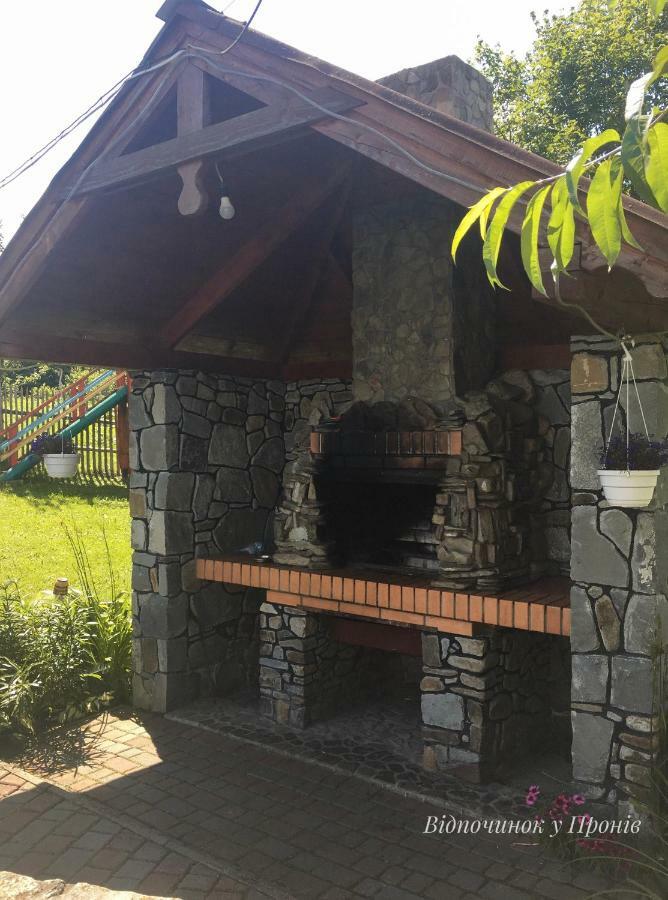 Відпочинок У Пронів Hotell Slavske Exteriör bild